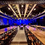 Enjoyhotel Garni Stuttgart Parkplatz Sprinter Penny Etank 2*
