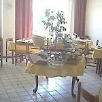 Enjoyhotel Garni Stuttgart Parkplatz Sprinter Penny Etank 酒店