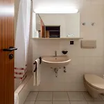 Enjoyhotel Garni Stuttgart Parkplatz Sprinter Penny Etank 酒店