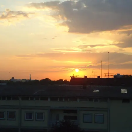 Enjoyhotel Garni Stuttgart Parkplatz Sprinter Penny Etank Корнталь-Мюнхинген