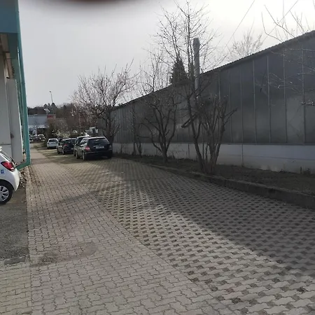 Отель Enjoyhotel Garni Stuttgart Parkplatz Sprinter Penny Etank 2*