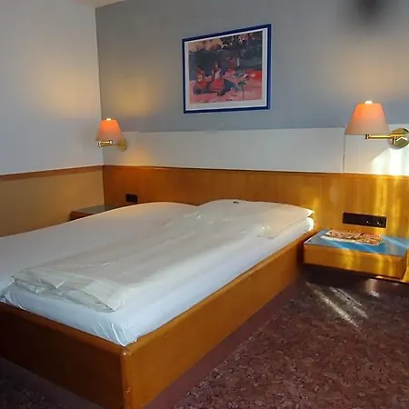 Enjoyhotel Garni Stuttgart Parkplatz Sprinter Penny Etank Porsche-museum 2* 코른탈뮨힌겐