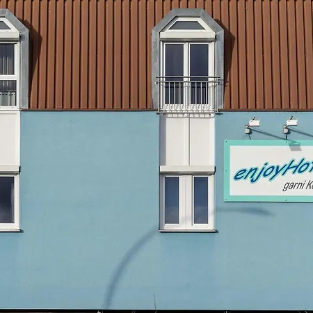 Enjoyhotel Garni Stuttgart Parkplatz Sprinter Penny Etank コーンタール・ミュンヒンゲン