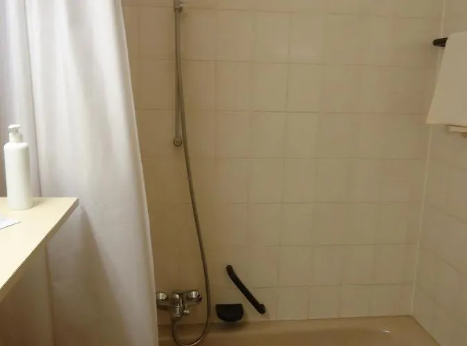 호텔 Enjoyhotel Garni Stuttgart Parkplatz Sprinter Penny Etank 2*