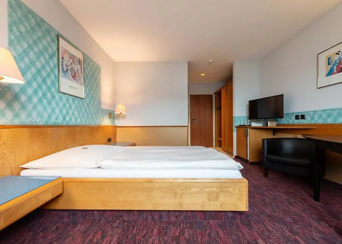 Enjoyhotel Garni Stuttgart Parkplatz Sprinter Penny Etank 호텔 2*