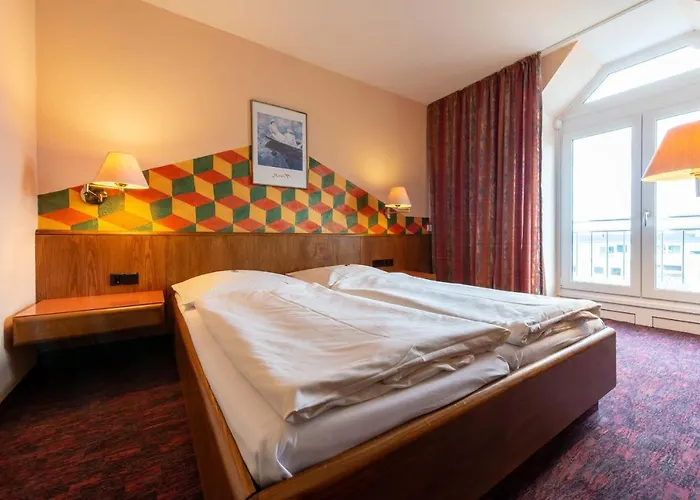 Enjoyhotel Garni Stuttgart Parkplatz Sprinter Penny Etank 호텔 2*