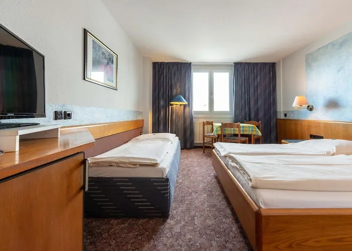 Enjoyhotel Garni Stuttgart Parkplatz Sprinter Penny Etank